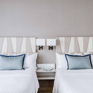 'Courtyard' Room Twin Bed